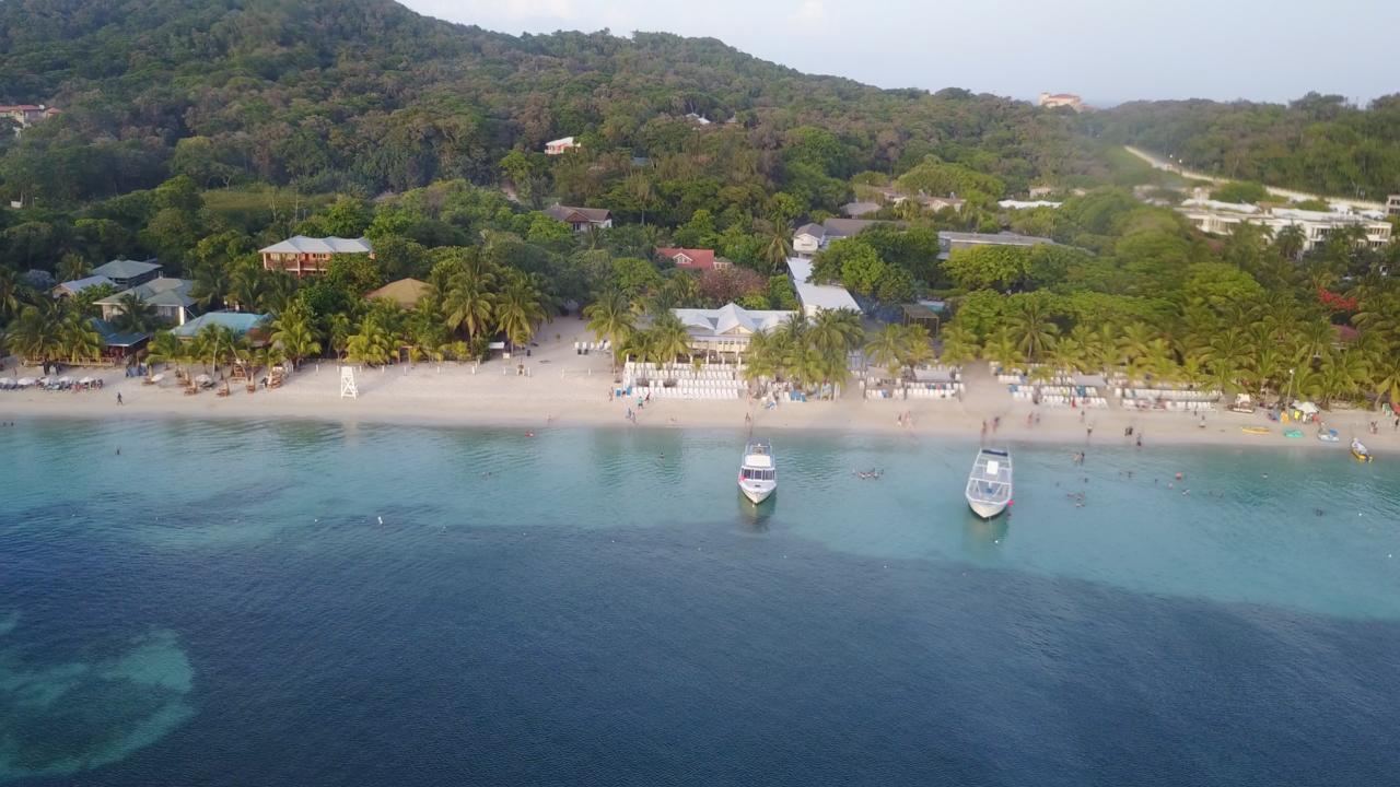 Hotel Henry Morgan All Inclusive West Bay Exterior foto
